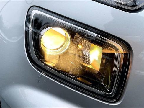 New 2026 Hyundai Venue SEL image 30