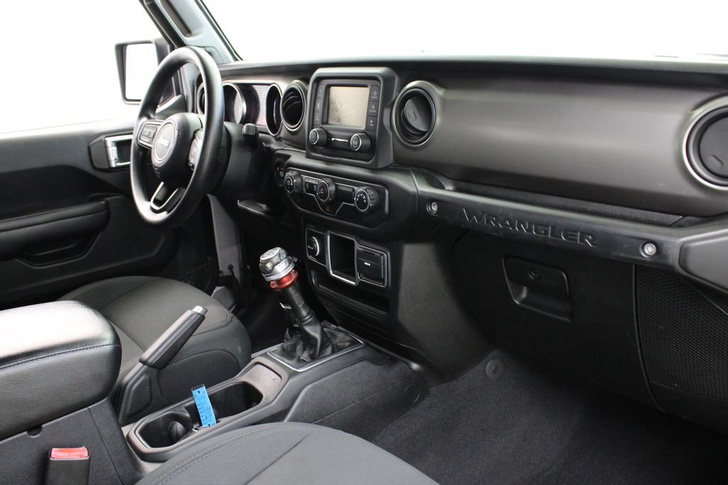 Used 2018 Jeep Wrangler Unlimited Sport AWD/4WD image 21