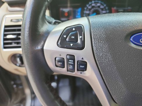 Used 2014 Ford Flex Limited w/ Equipment Group 303A AWD/4WD image 17