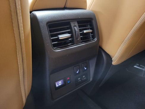 Used 2021 Nissan Rogue Platinum AWD/4WD image 32