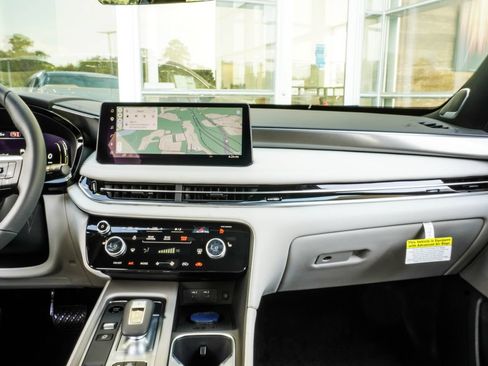 New 2027 INFINITI QX65 Luxe AWD/4WD image 18