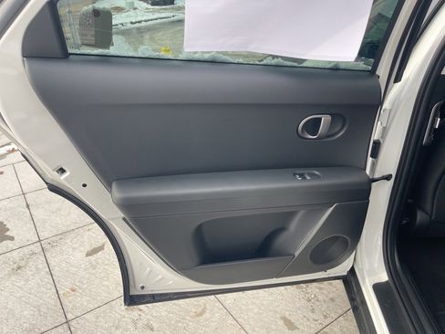 New 2026 Hyundai Ioniq 5 SEL image 12