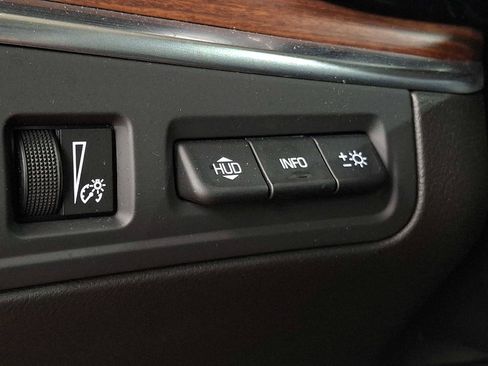 Used 2024 Cadillac XT5 Premium Luxury w/ Technology Package AWD/4WD image 24