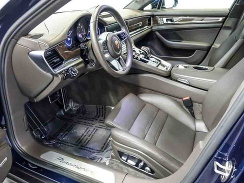 Used 2018 Porsche Panamera 4S AWD/4WD image 14