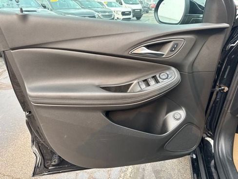 Used 2024 Buick Encore GX Sport Touring FWD image 8