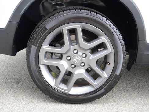 Used 2023 Honda Passport EX-L image 11