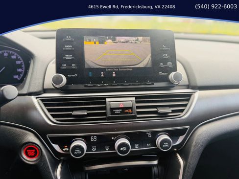 Used 2019 Honda Accord LX image 15