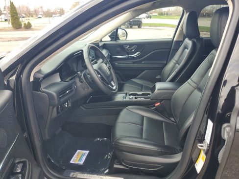 Used 2024 Lincoln Corsair AWD w/ Equipment Group 101A image 12