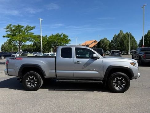 Used 2021 Toyota Tacoma TRD Off-Road AWD/4WD image 5