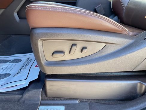 Used 2019 Chevrolet Silverado 2500 High Country w/ Duramax Plus Package image 12