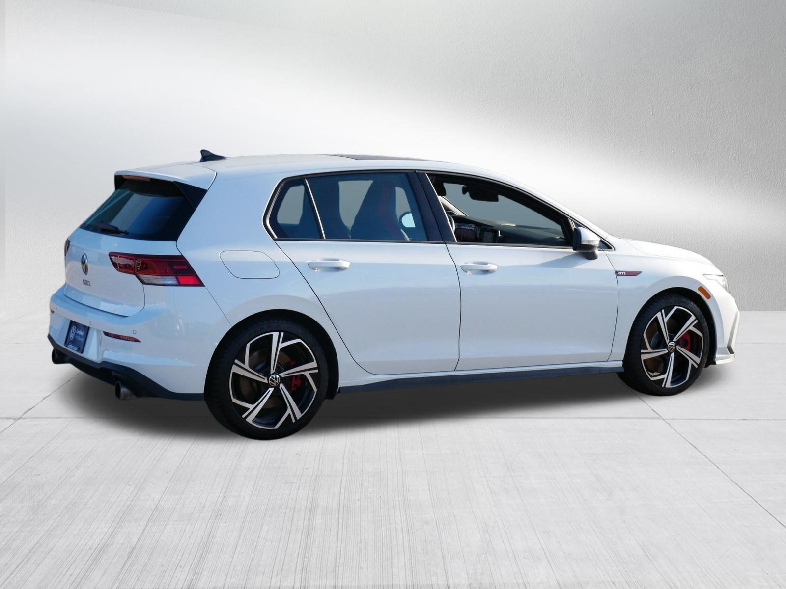 Certified 2024 Volkswagen GTI SE FWD image 4