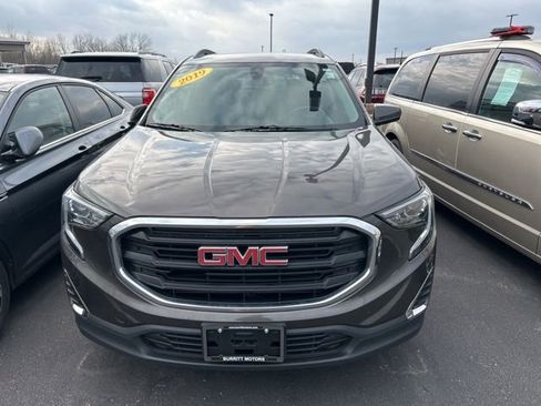 Used 2019 GMC Terrain SLE image 2