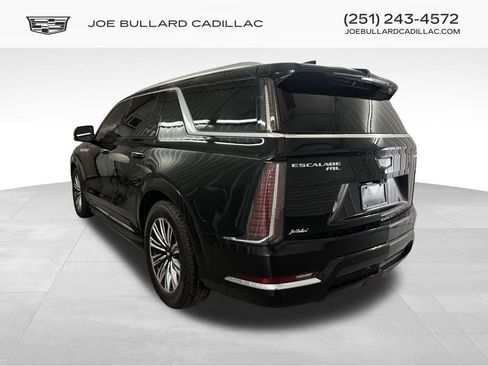 New 2026 Cadillac Escalade IQL Luxury image 4