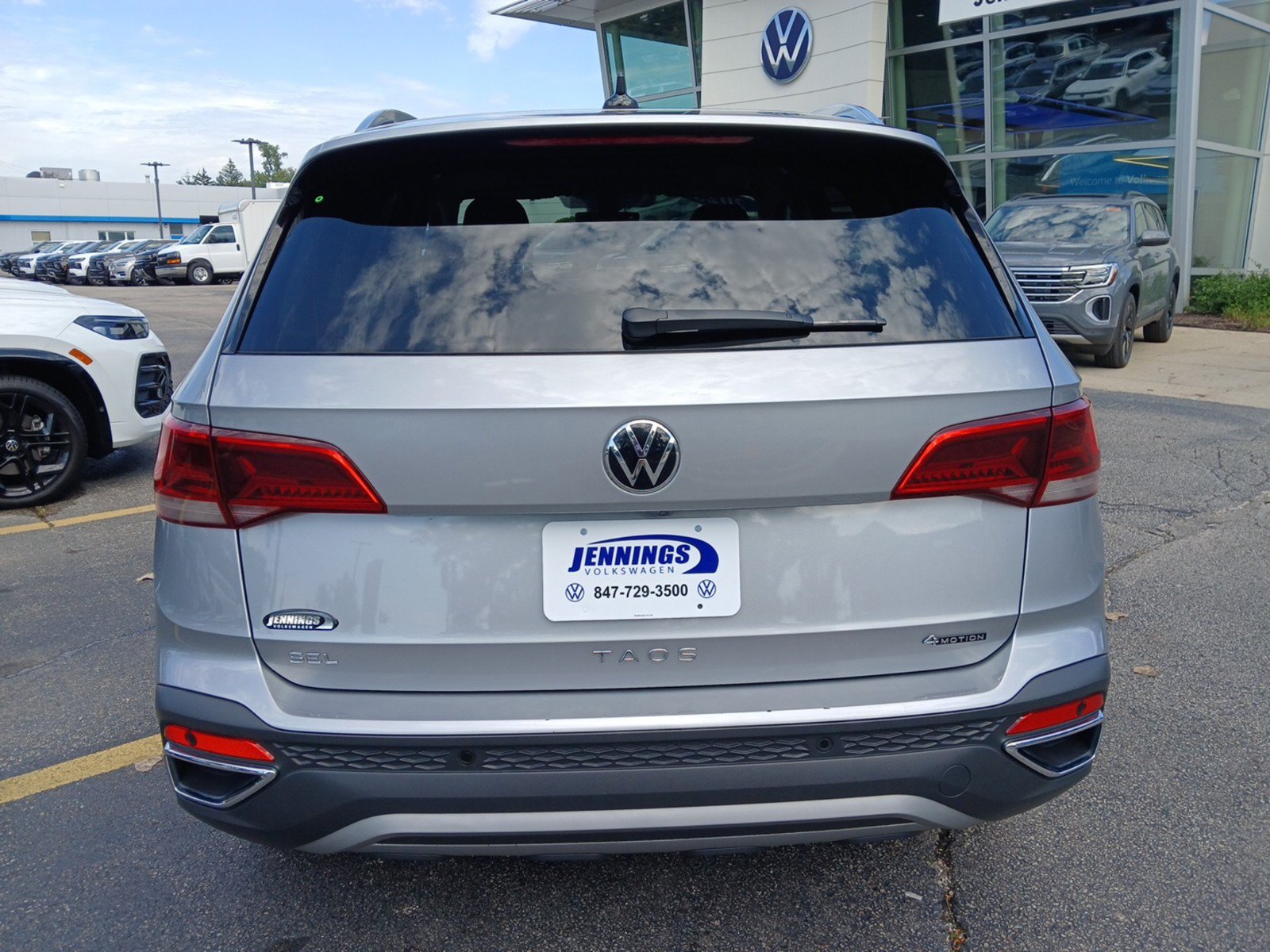 Certified 2023 Volkswagen Taos SEL AWD/4WD image 26