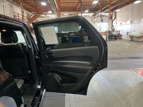 Used 2020 Dodge Durango R/T AWD/4WD image 24
