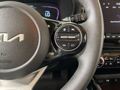 Used 2023 Kia Soul S FWD image 14