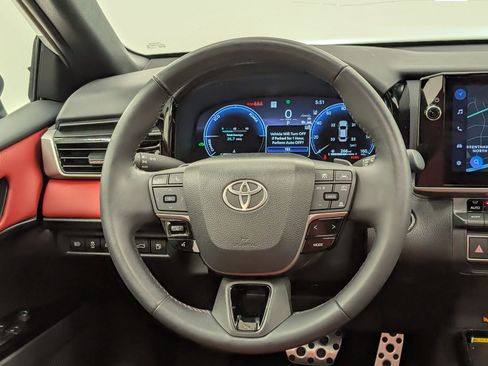 Used 2025 Toyota Camry XSE image 15
