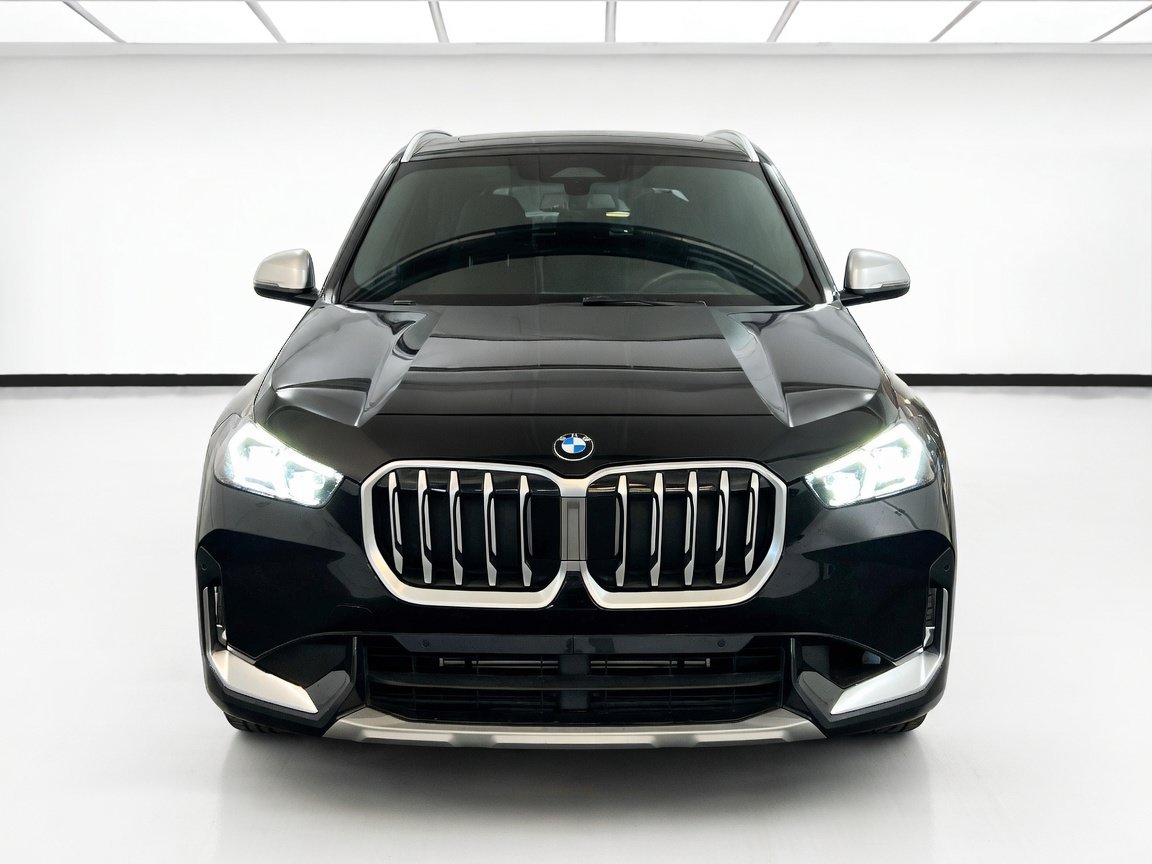 Used 2024 BMW X1 xDrive28i w/ Convenience Package AWD/4WD image 2