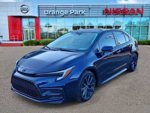 Used 2024 Toyota Corolla SE FWD image 4