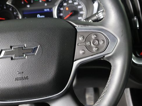 Used 2023 Chevrolet Traverse LT w/ Midnight/Sport Edition image 39