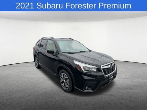 Used 2021 Subaru Forester Premium AWD/4WD image 2