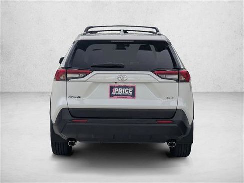 Used 2025 Toyota RAV4 XLE Premium image 6