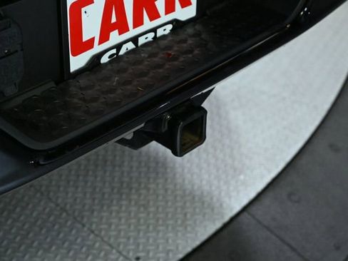 Used 2023 Chevrolet Colorado ZR2 image 16