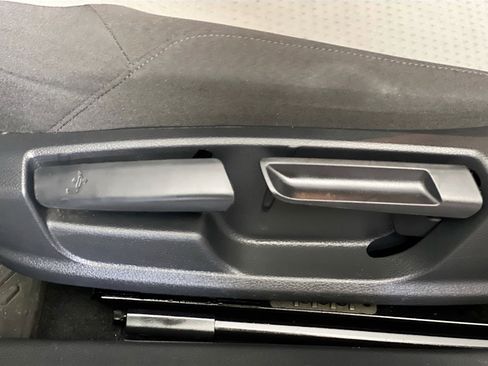 Used 2018 Volkswagen Jetta S w/ Cold Weather Package image 15