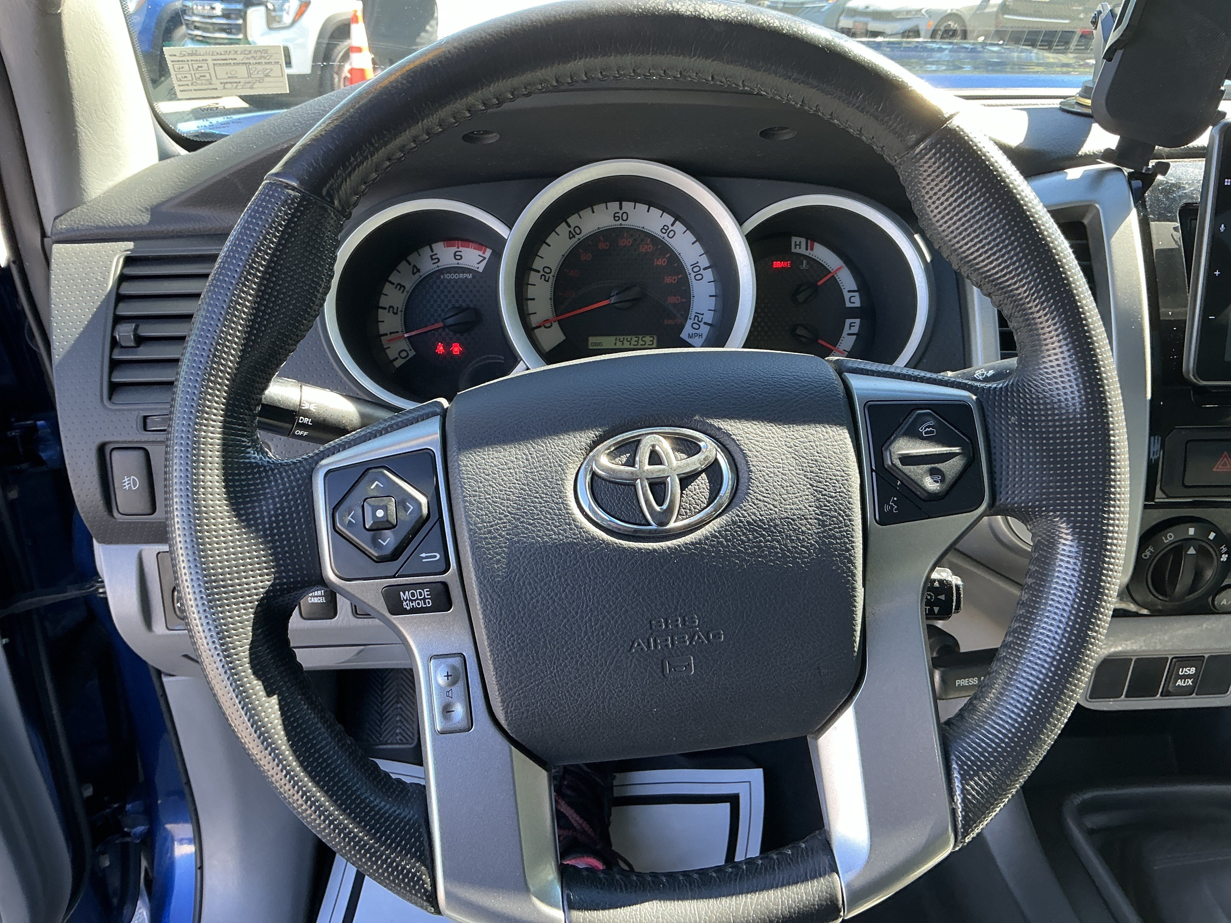 Used 2015 Toyota Tacoma 4x4 Double Cab image 16