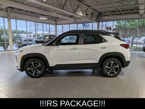 Used 2023 Chevrolet TrailBlazer RS w/ Convenience Package FWD image 5