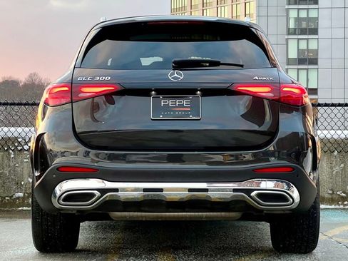 Certified 2026 Mercedes-Benz GLC 300 4MATIC image 6