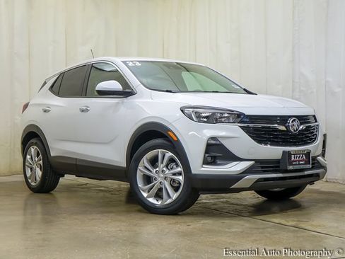 Used 2023 Buick Encore GX Preferred w/ Cold Weather Comfort Package FWD image 2
