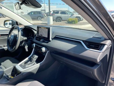 Used 2024 Toyota RAV4 LE image 17
