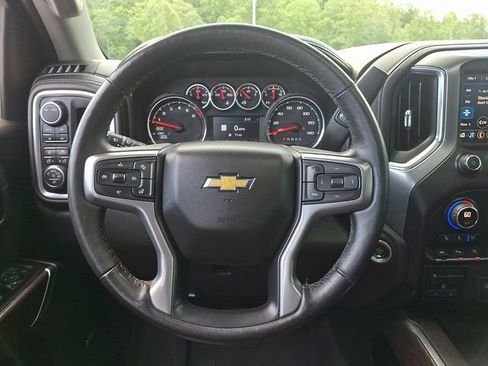 Used 2022 Chevrolet Silverado 1500 LTZ w/ LTZ Premium Package AWD/4WD image 19