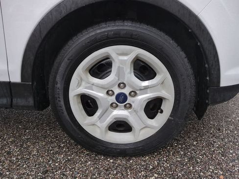 Used 2017 Ford Escape S FWD image 9