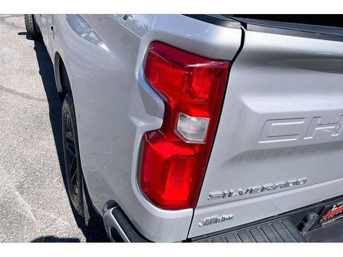 Used 2019 Chevrolet Silverado 1500 RST w/ All-Star Edition AWD/4WD image 30
