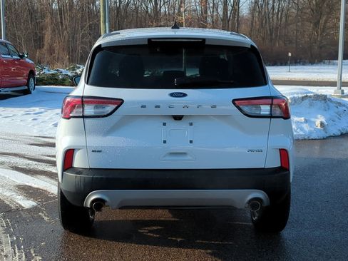 Certified 2022 Ford Escape SE w/ Cold Weather Package image 7