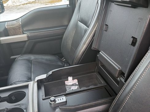 Used 2019 Ford F250 Lariat w/ Lariat Ultimate Package image 20