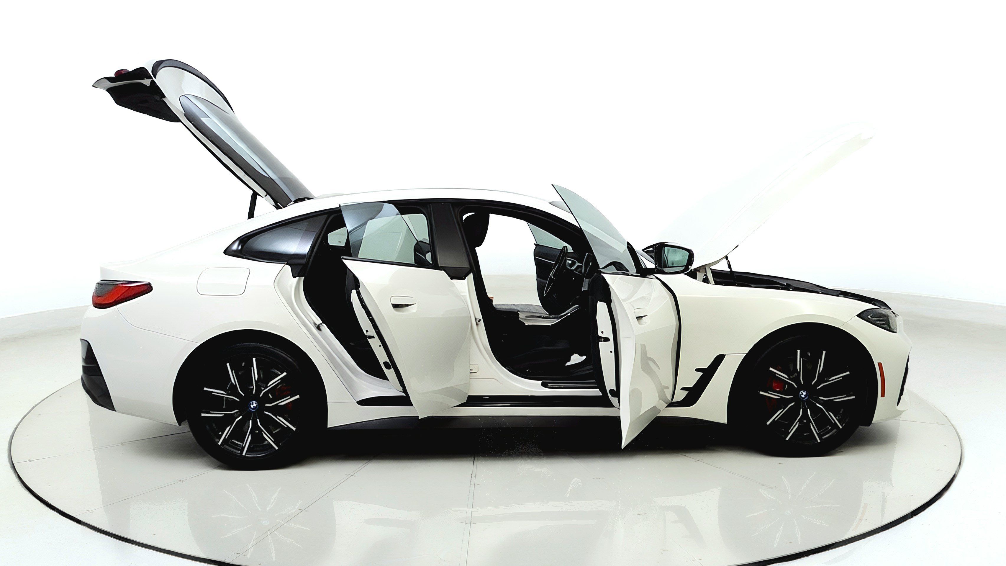 Used 2023 BMW i4 eDrive40 w/ M Sport Package RWD image 15