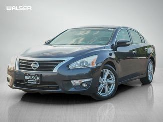 Used 2014 Nissan Altima 2.5 SL w/ Technology Package FWD video 1