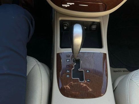 Used 2007 Hyundai Santa Fe SE image 30