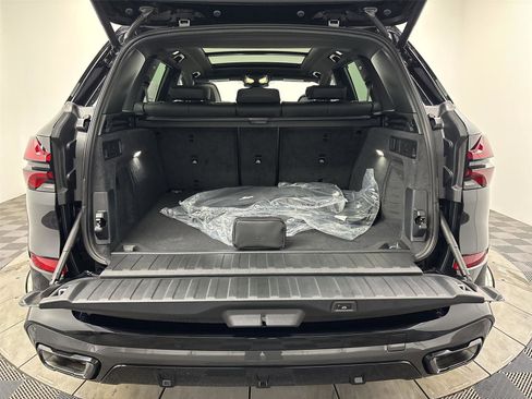New 2026 BMW X5 xDrive40i w/ M Sport Package image 21