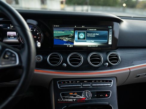 Used 2018 Mercedes-Benz E 300 image 31