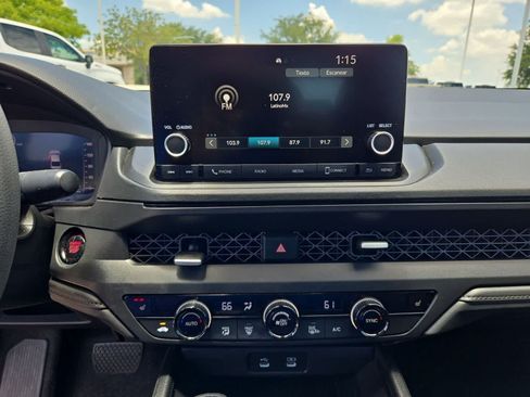 Used 2025 Honda Accord SE image 25