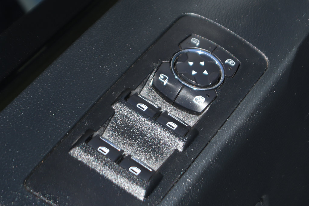 Used 2020 Ford F150 Lariat RWD image 16