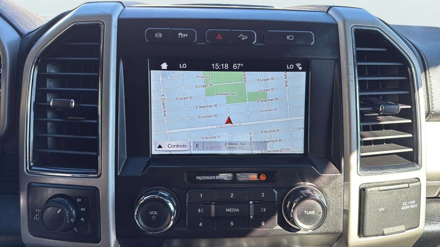 Used 2019 Ford F350 Lariat w/ Lariat Value Package AWD/4WD image 10