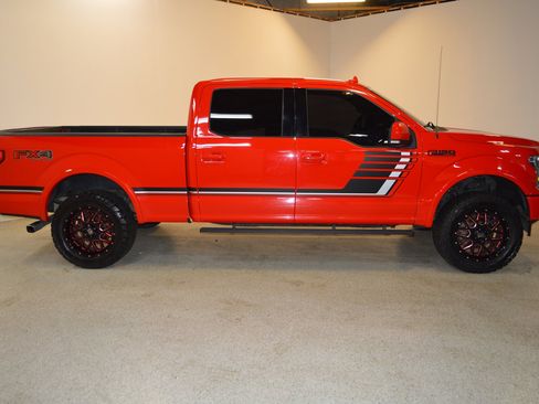 Used 2018 Ford F150 Lariat w/ Equipment Group 502A Luxury image 2