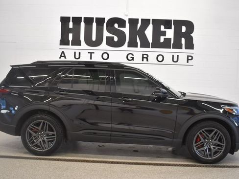Used 2026 Ford Explorer ST w/ Sun And Sound Package AWD/4WD image 2
