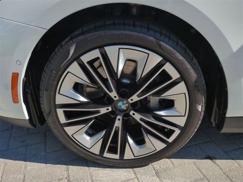 New 2026 BMW 530i w/ Premium Package image 10