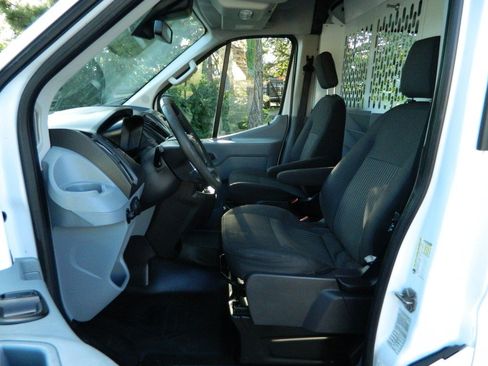 Used 2019 Ford Transit 250 148 Medium Roof RWD image 15